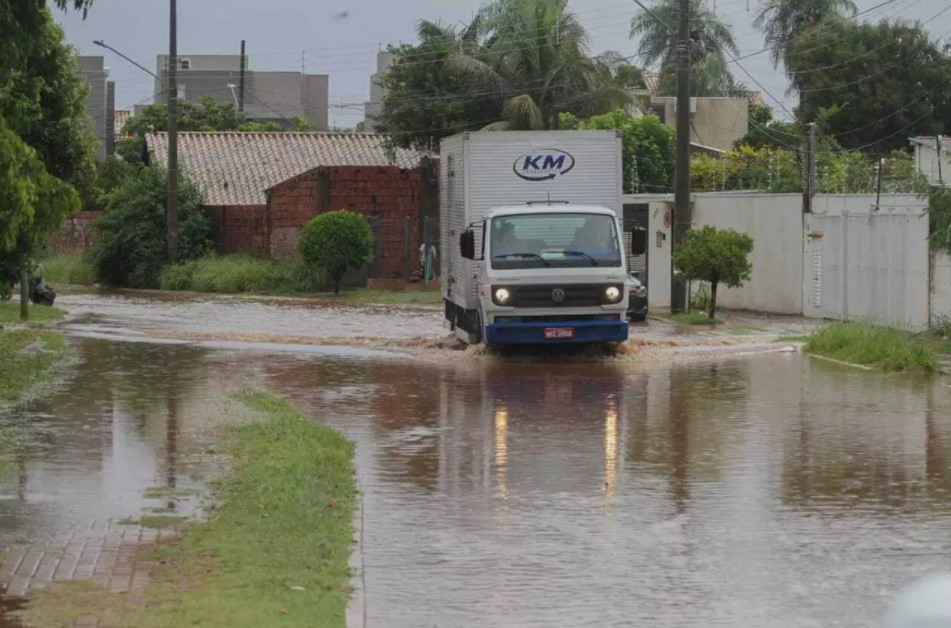 Rua Heitor Laburu, no entorno da Lagoa Itatiaia ©Marcos Maluf